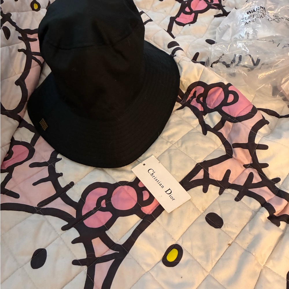 Dior Women Black Bucket Hat with Metal Logo Tab